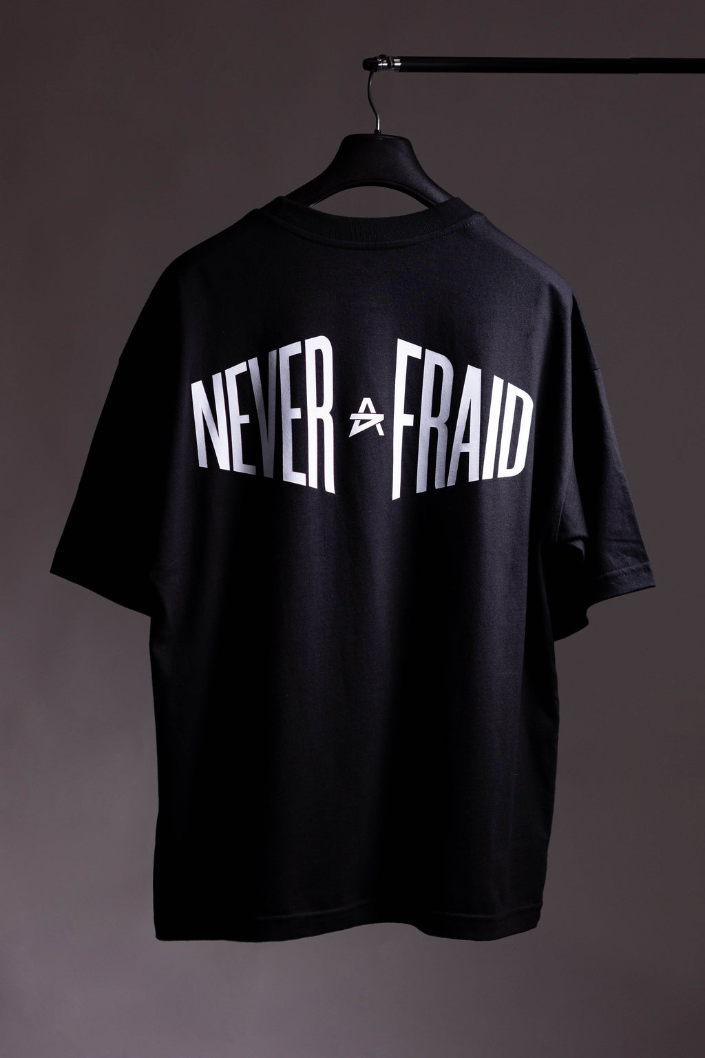 Oversize T-shirt Never Afraid